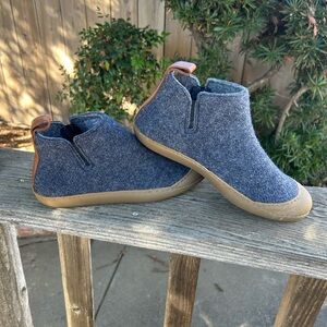 Huckberry Wool outdoor slipper boot. Size 9